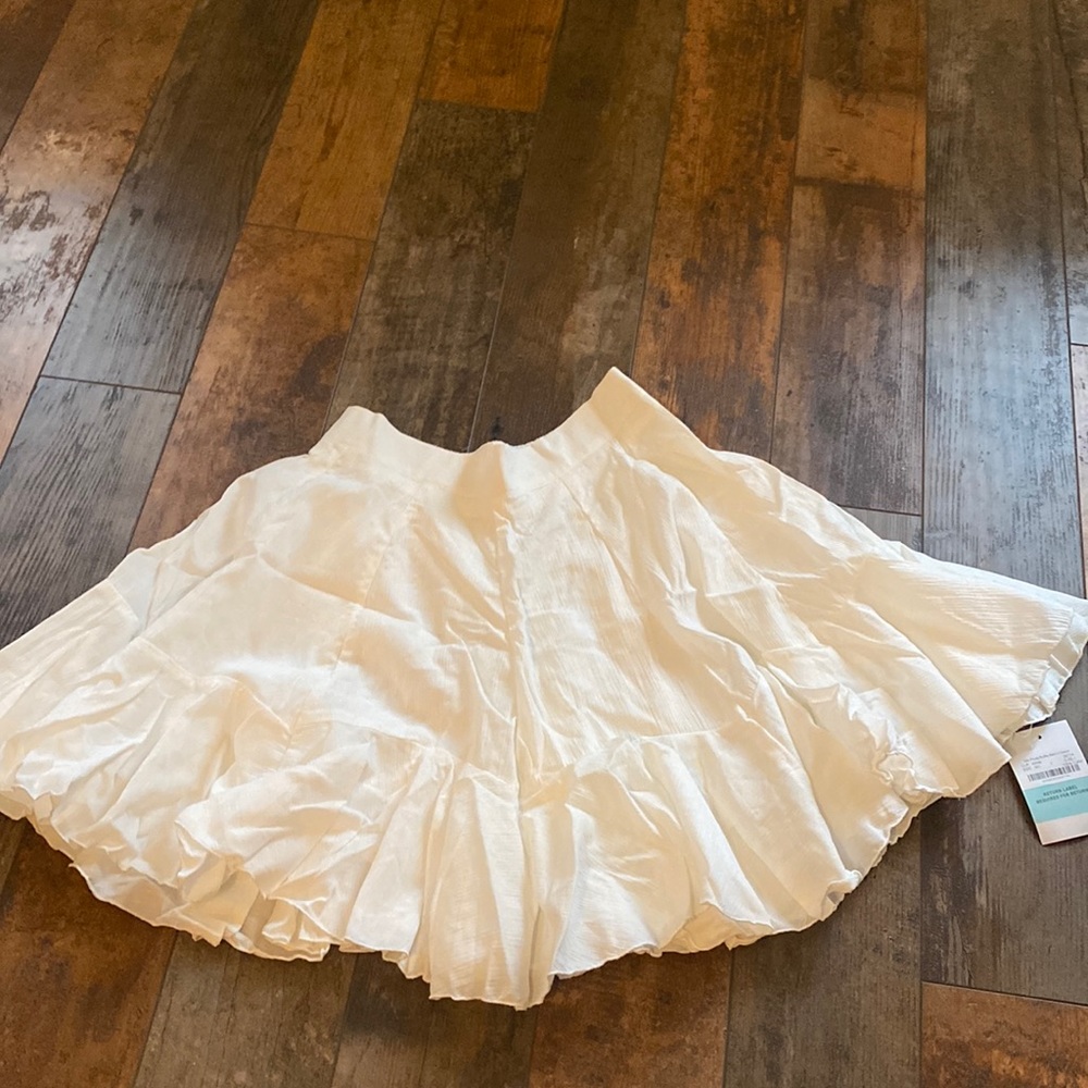 Storets Skort - Picture 2 of 7